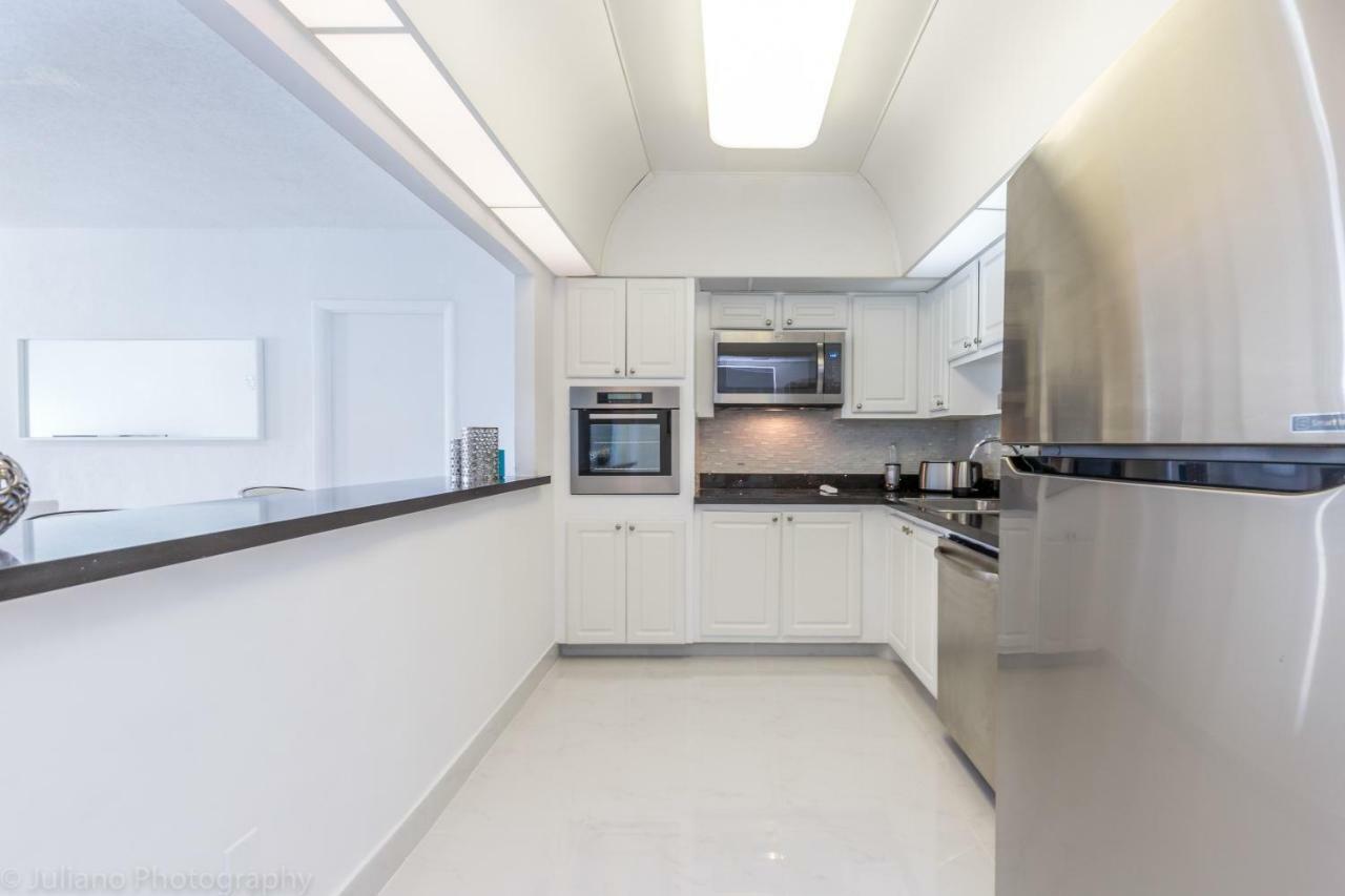 Ocean Reserve Sunny Isles Miami Beach Exterior photo